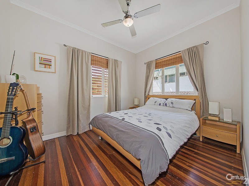 2 Bethania Street, Lota QLD 4179