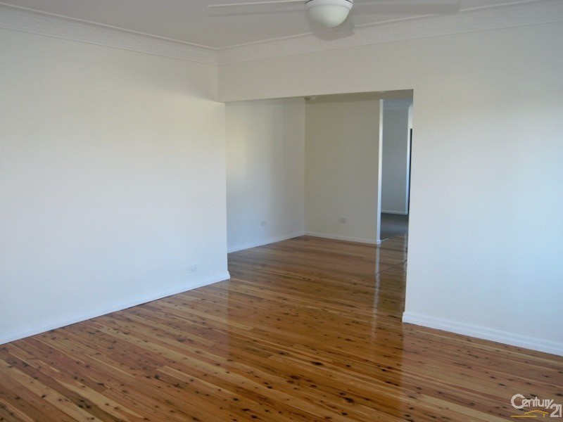 123 Cambridge Parade, Manly QLD 4179