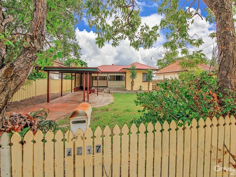 2317 Wynnum Road, Wynnum QLD 4178