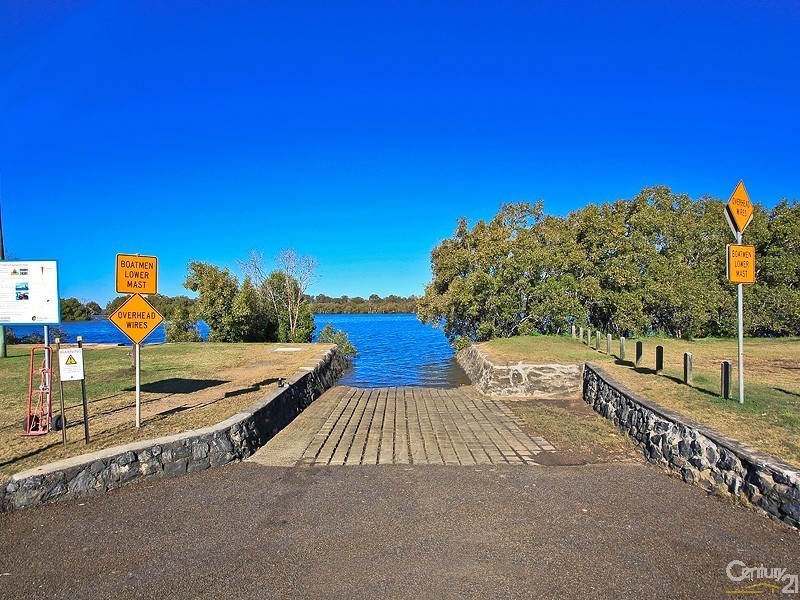 30 Ambool Street, Lota QLD 4179