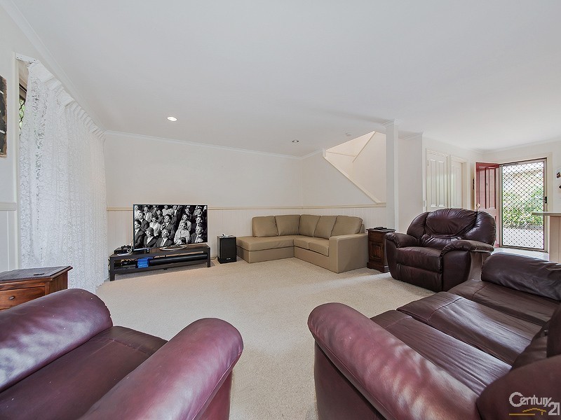 1/38 Cardigan Parade, Manly QLD 4179