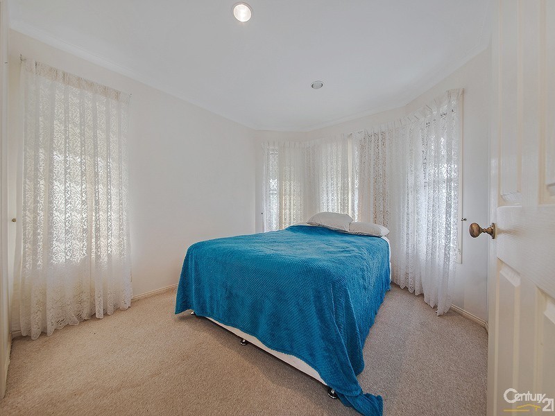 1/38 Cardigan Parade, Manly QLD 4179