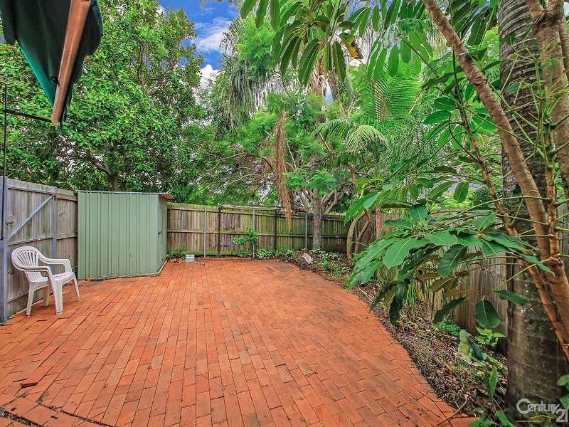 1/38 Cardigan Parade, Manly QLD 4179