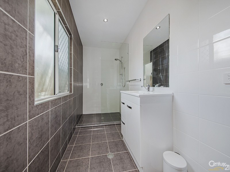 25 Beltana Street, Lota QLD 4179