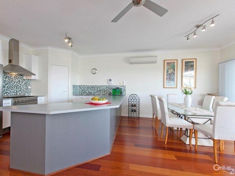 22a Cedar Street, Wynnum QLD 4178