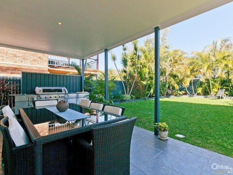 22a Cedar Street, Wynnum QLD 4178