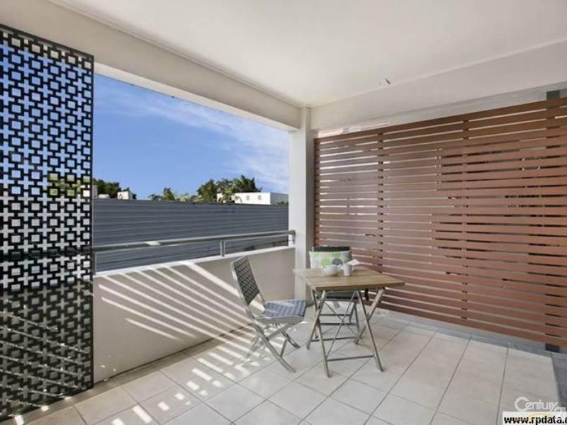 2 of 226 Stratton Terrace, Manly QLD 4179