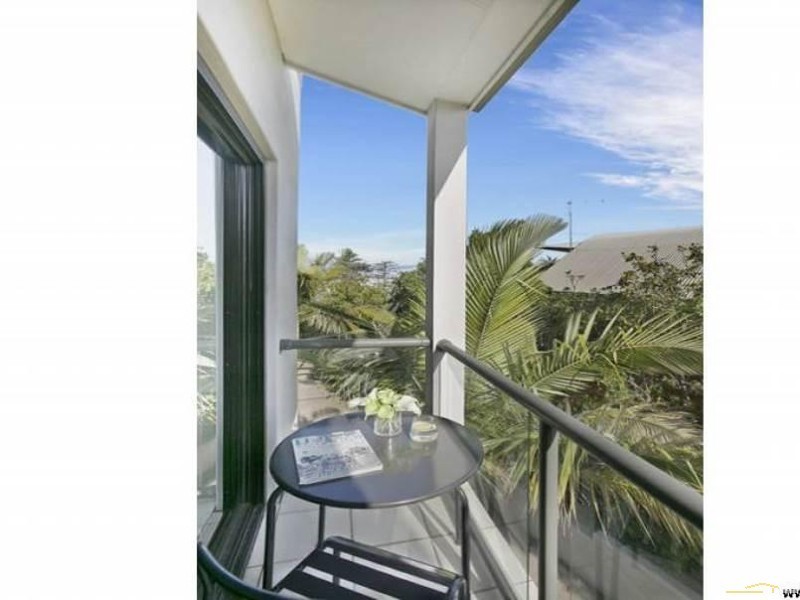 2 of 226 Stratton Terrace, Manly QLD 4179