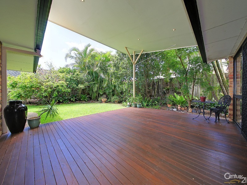 36 Scanlen Crescent, Wynnum West QLD 4178