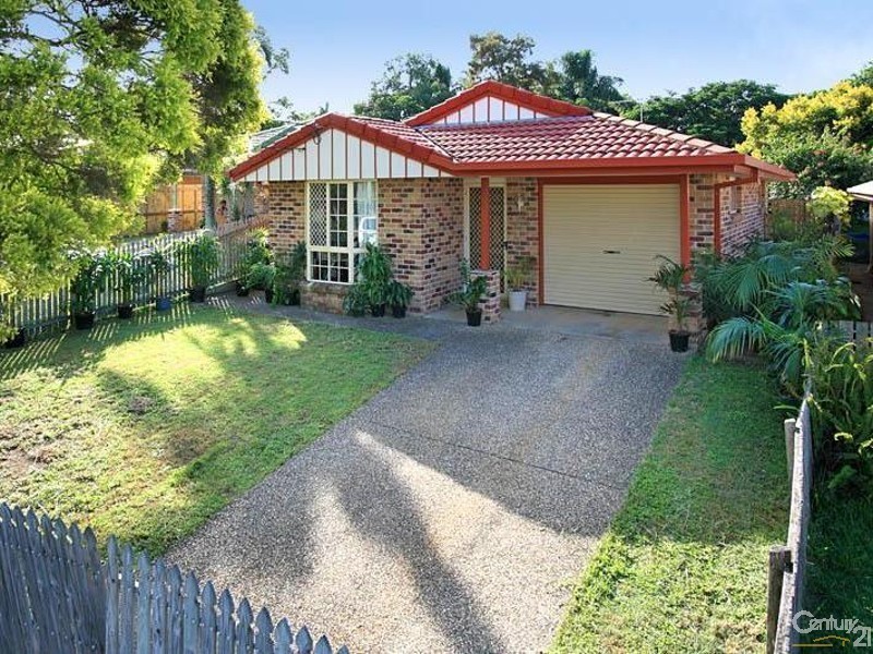 35 Madgwick Street, Wynnum QLD 4178