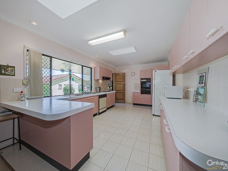 2244 Wynnum Road, Wynnum West QLD 4178