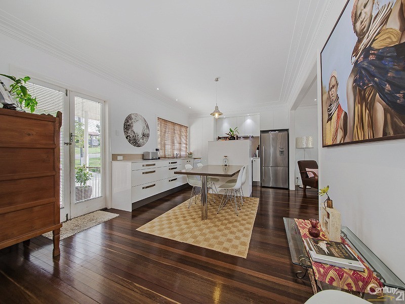 8 Norland Street, Wynnum QLD 4178