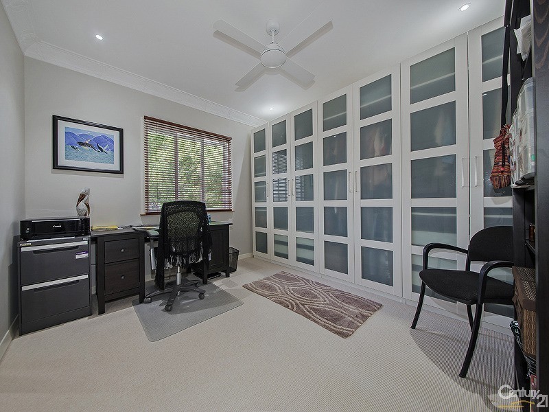 8 Norland Street, Wynnum QLD 4178