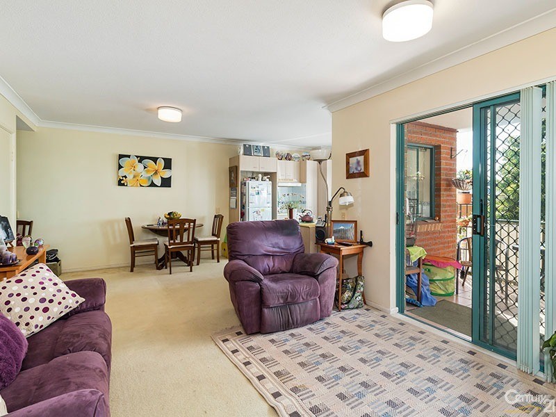 2 of 30 Edith Street, Wynnum QLD 4178