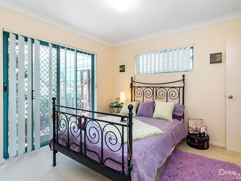 2 of 30 Edith Street, Wynnum QLD 4178