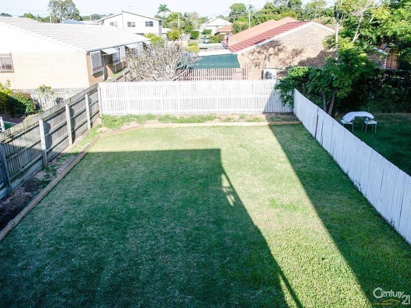 68 Ronald Street, Wynnum QLD 4178