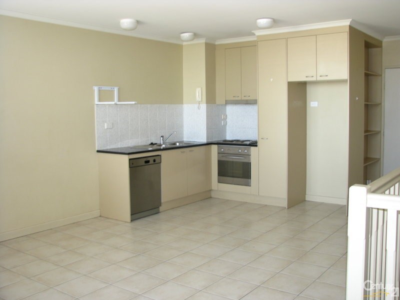 13/89 BAY TERRACE, Wynnum QLD 4178