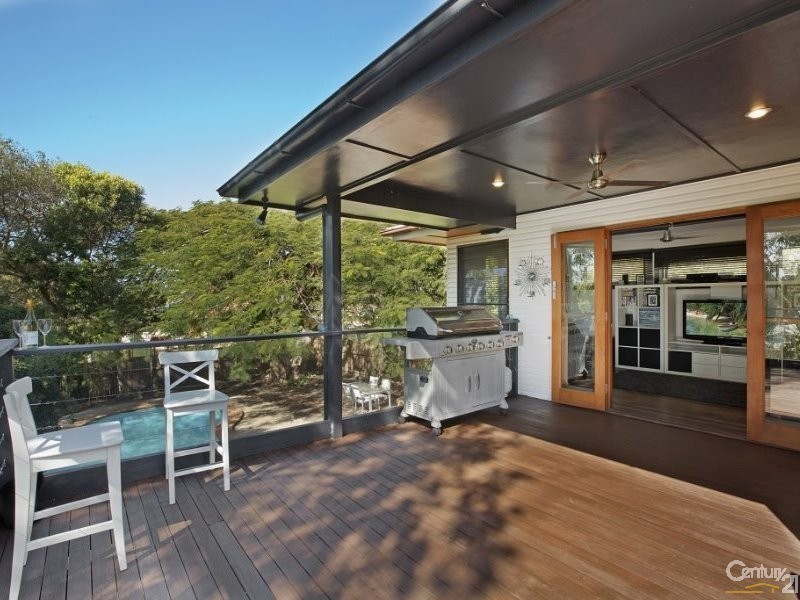 72 Empire Avenue, Manly West QLD 4179
