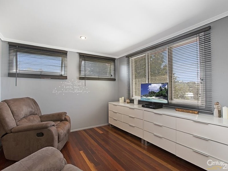 72 Empire Avenue, Manly West QLD 4179