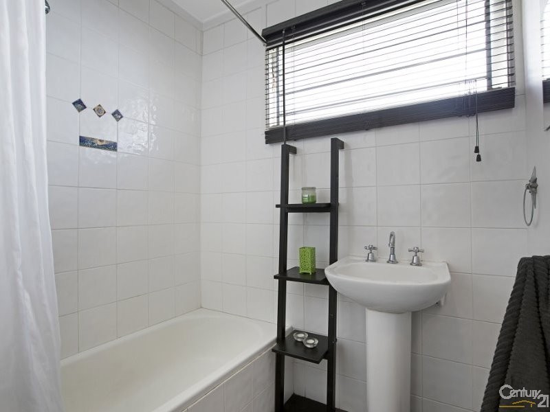 72 Empire Avenue, Manly West QLD 4179