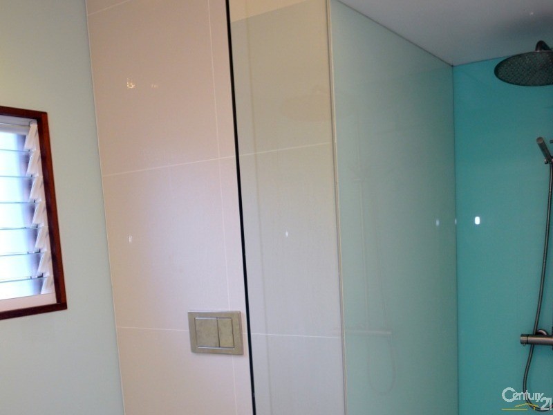 Flat/41 Granada Street, Wynnum QLD 4178