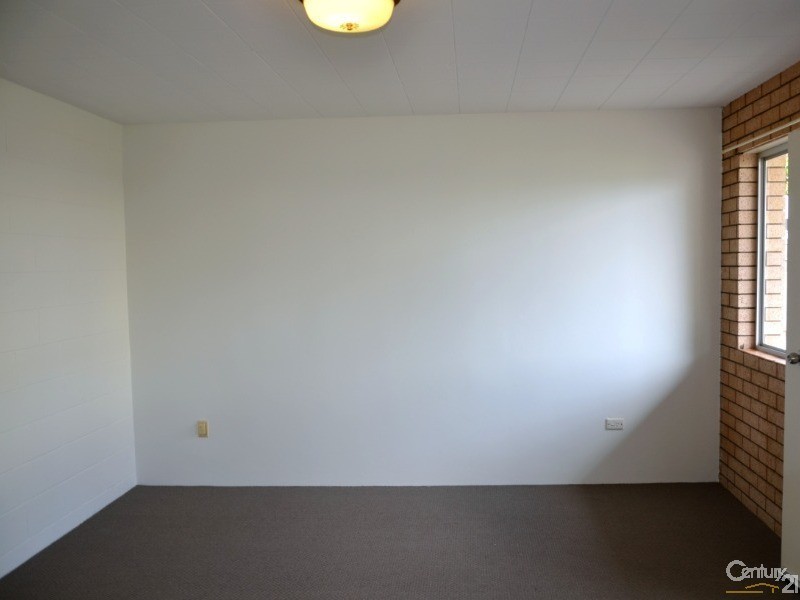 1/26 Emsworth Street, Wynnum QLD 4178