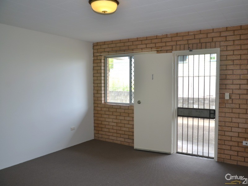 1/26 Emsworth Street, Wynnum QLD 4178