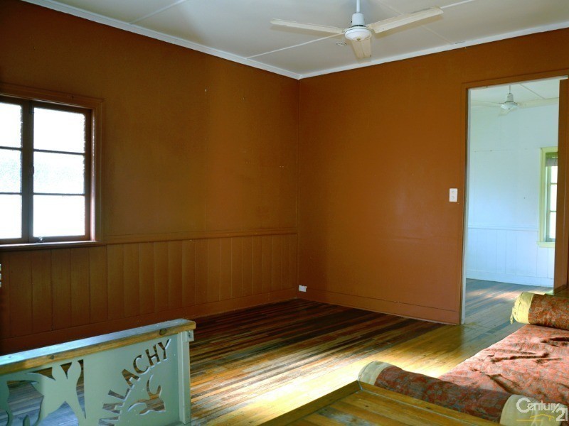 61 Whites Road, Manly West QLD 4179