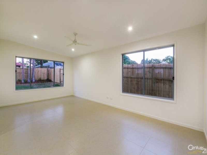 11 Coralie Avenue, Wynnum West QLD 4178