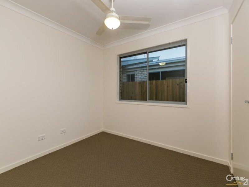 11 Coralie Avenue, Wynnum West QLD 4178