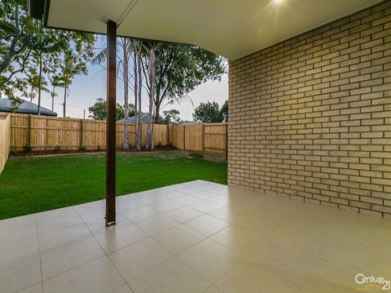 11 Coralie Avenue, Wynnum West QLD 4178