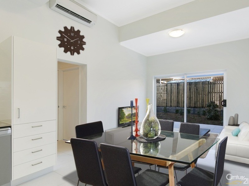 2 / 34 Emsworth Street, Wynnum QLD 4178