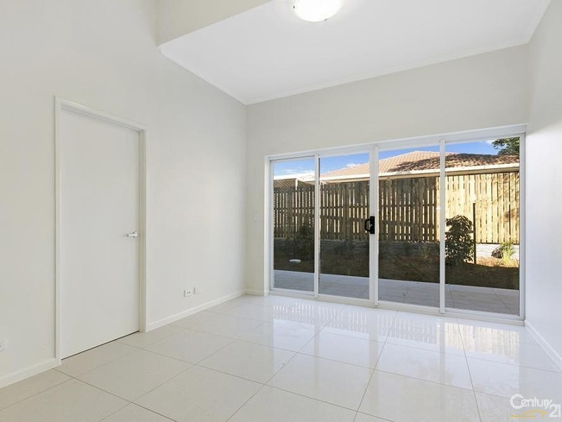 2 / 34 Emsworth Street, Wynnum QLD 4178