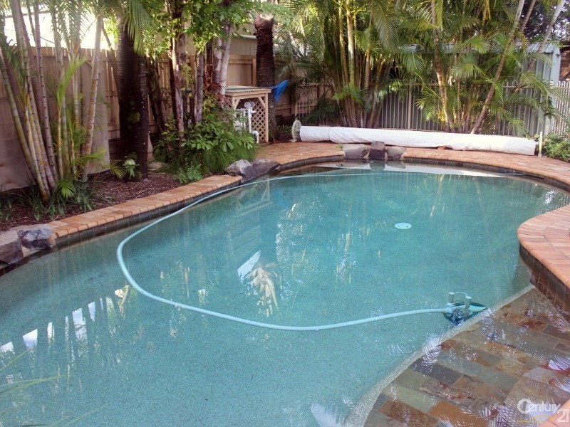 109 Talwong Street, Manly West QLD 4179