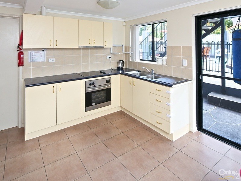 4 Ringara Street, Manly West QLD 4179