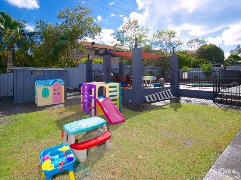 4 Ringara Street, Manly West QLD 4179