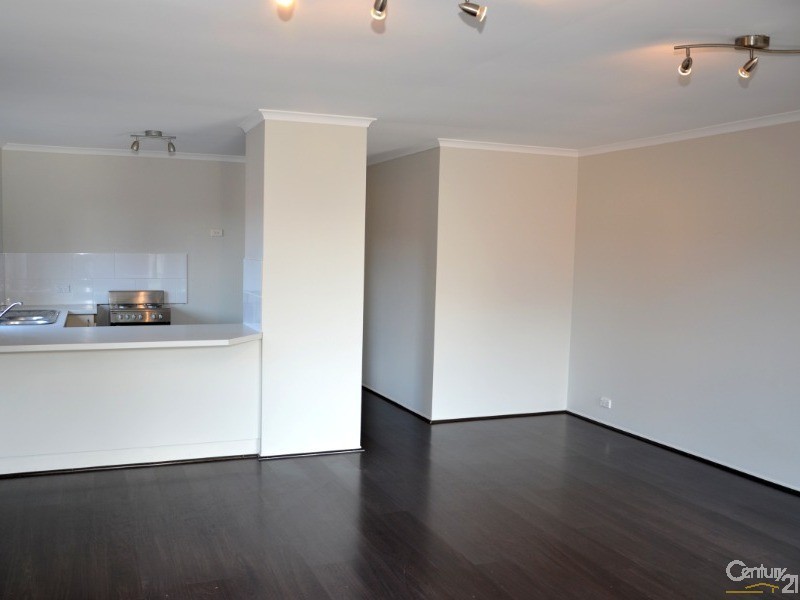 4 Magdalene Street, Wynnum QLD 4178