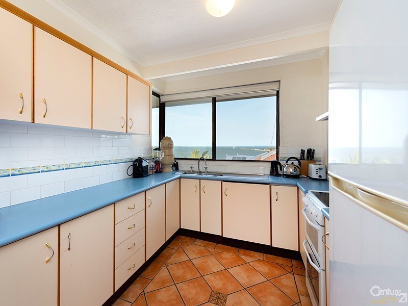 5/14 Nelson Parade, Manly QLD 4179