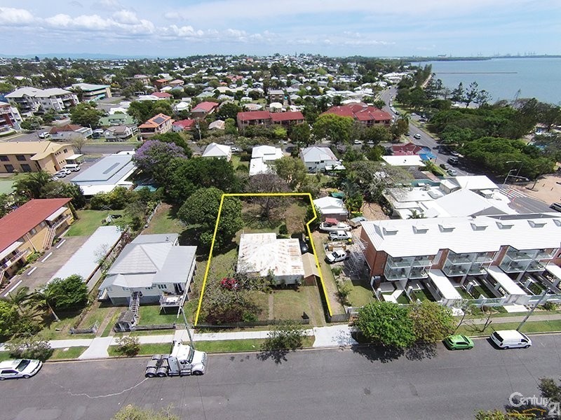 11 Edith Street, Wynnum QLD 4178