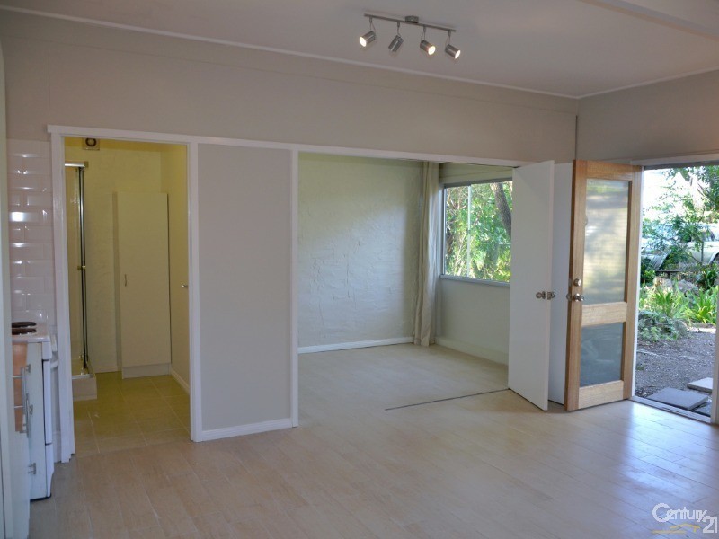 61a Whites Road, Manly West QLD 4179