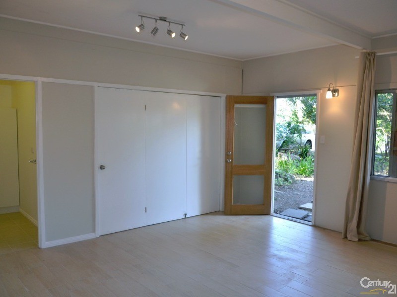 61a Whites Road, Manly West QLD 4179