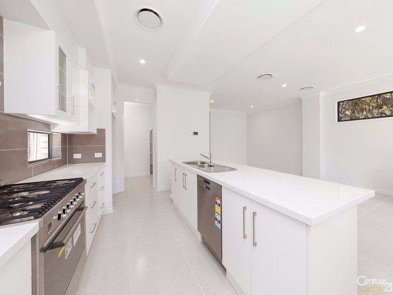 69 Kamarin Street, Manly West QLD 4179