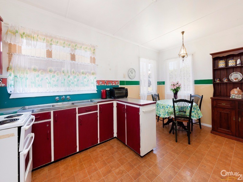 45 Wondall Road, Wynnum West QLD 4178