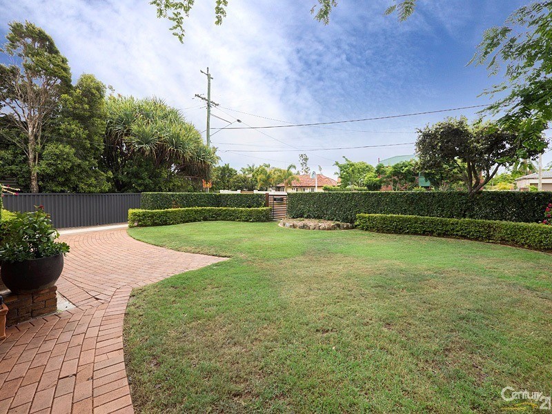 94 Preston Road, Manly West QLD 4179