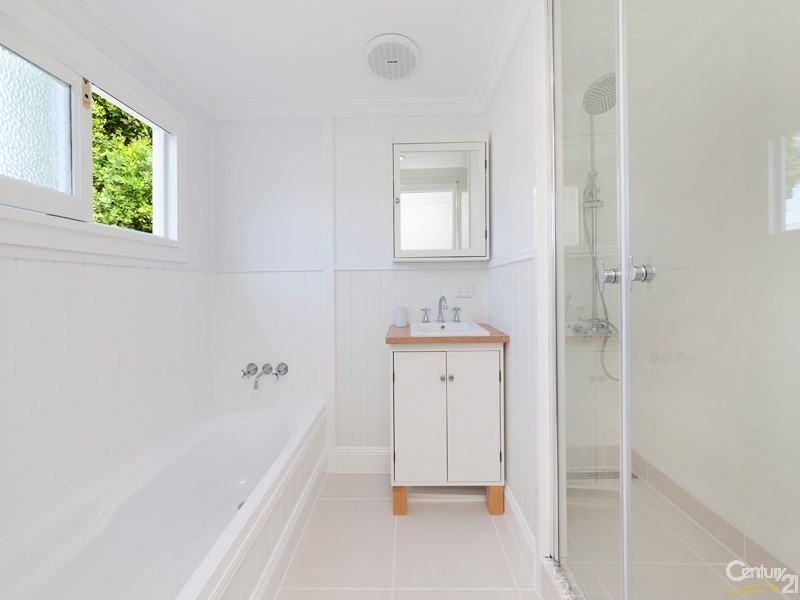 110 West Avenue, Wynnum QLD 4178