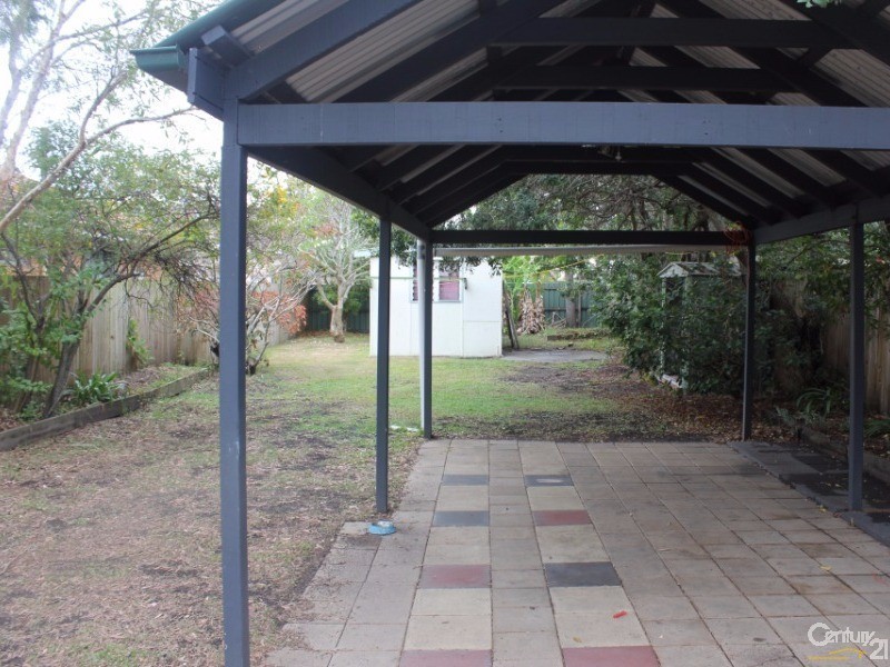 100 West Avenue, Wynnum QLD 4178