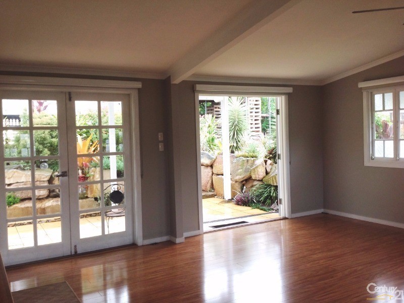 103 Walnut Street, Wynnum QLD 4178