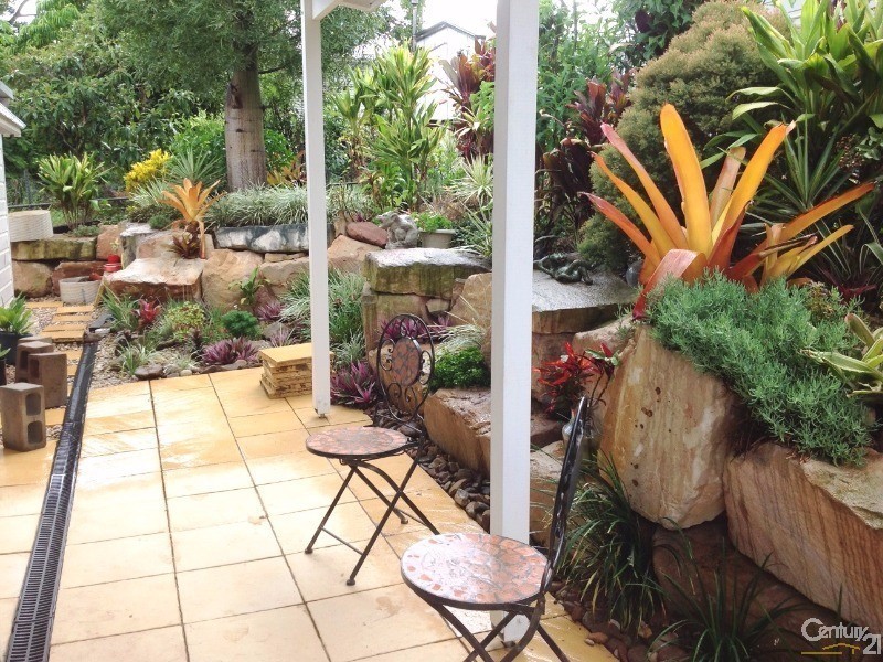 103 Walnut Street, Wynnum QLD 4178