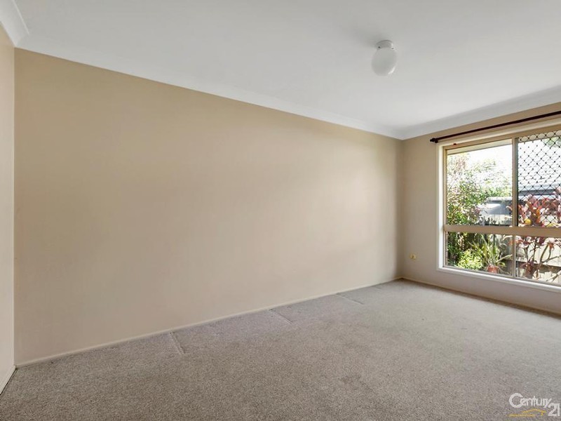 319 Wondall Road, Wynnum West QLD 4178