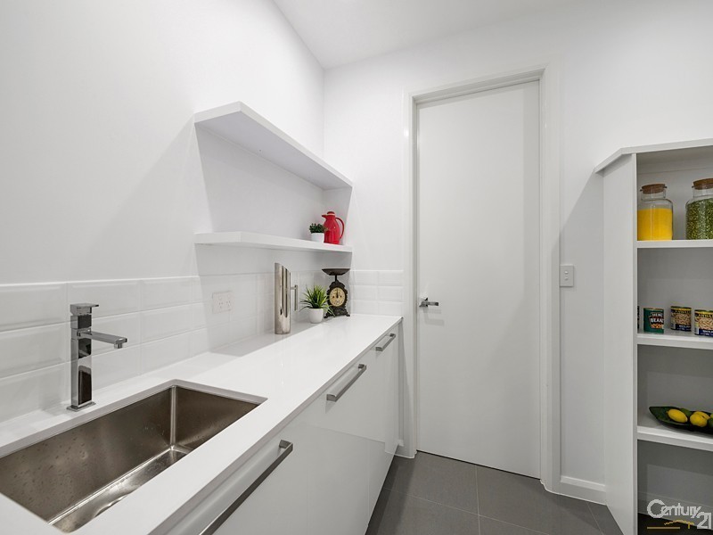 98 Sibley Road, Wynnum West QLD 4178